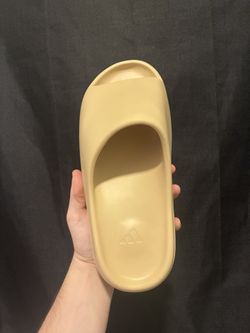Adidas Yeezy Slide ‘Desert Sand’ Size 13