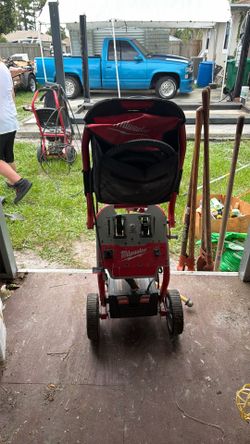 Milwaukee paint sprayer