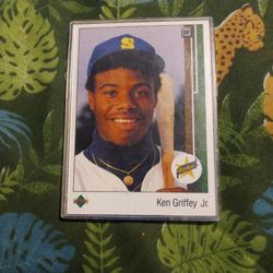 Upper deck Ken Griffey Jr Rookie Baseball Card In Mint Condition