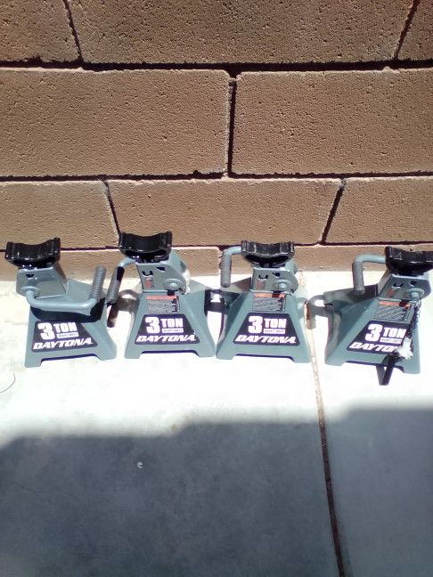 4 Daytona 3 Ton Jack Stands BRAND NEW