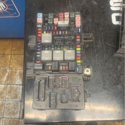 Fuse Box -Ford