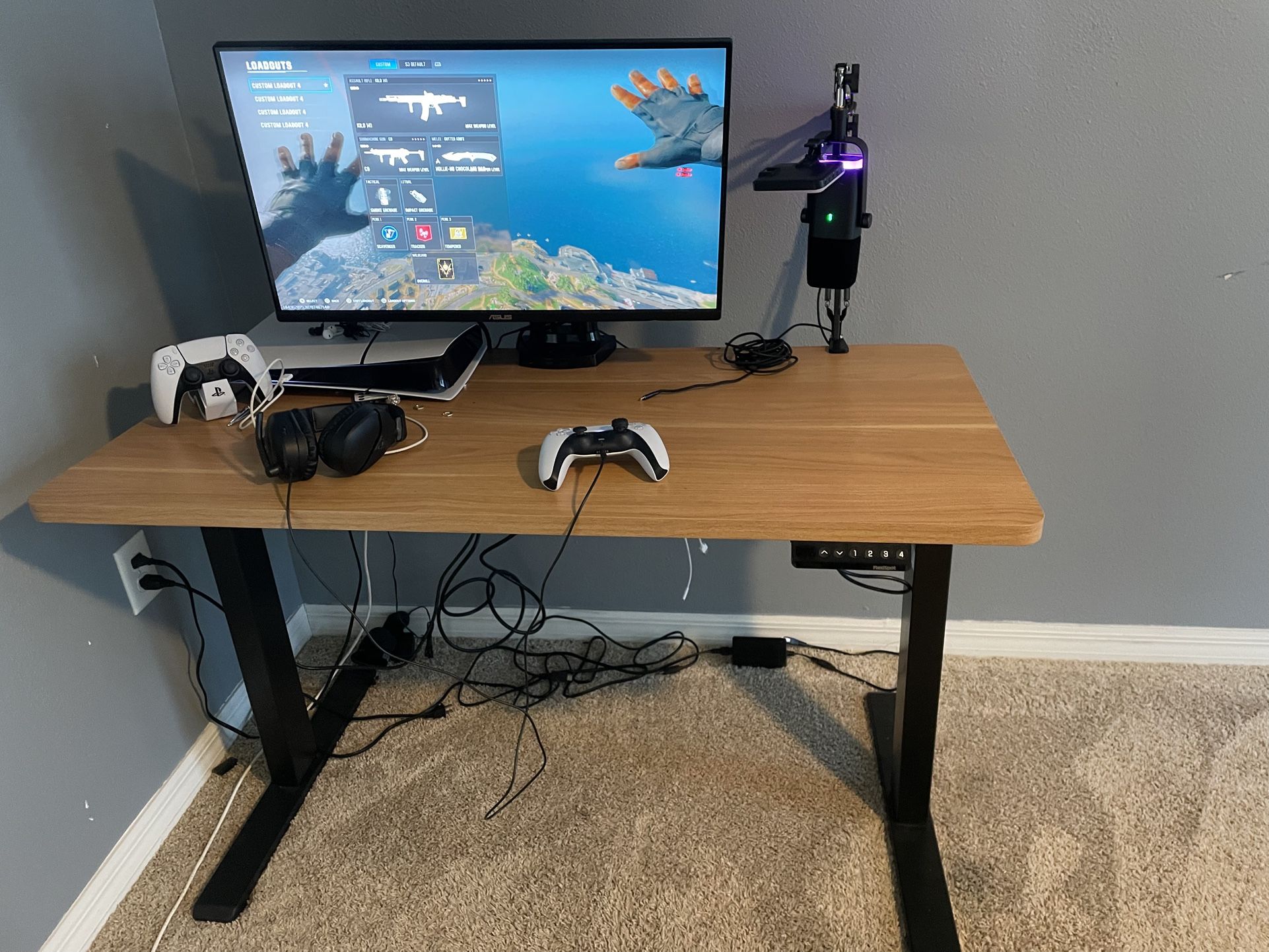 Desk/table