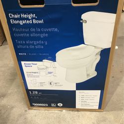 AquaSource Henshaw White WaterSense Elongated Chair Height 2-Piece Toilet 12-in Rough-In Size AquaSource Henshaw White WaterSense Elongated Chair Height 2-Piece Toilet 12-in Rough-In Size