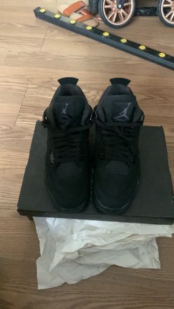 Jordan 4 Black Cat Size 10.5