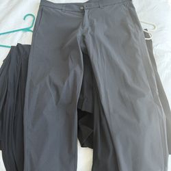 LULULEMON PANTS/ JOGGERS SIZE XL/34/36