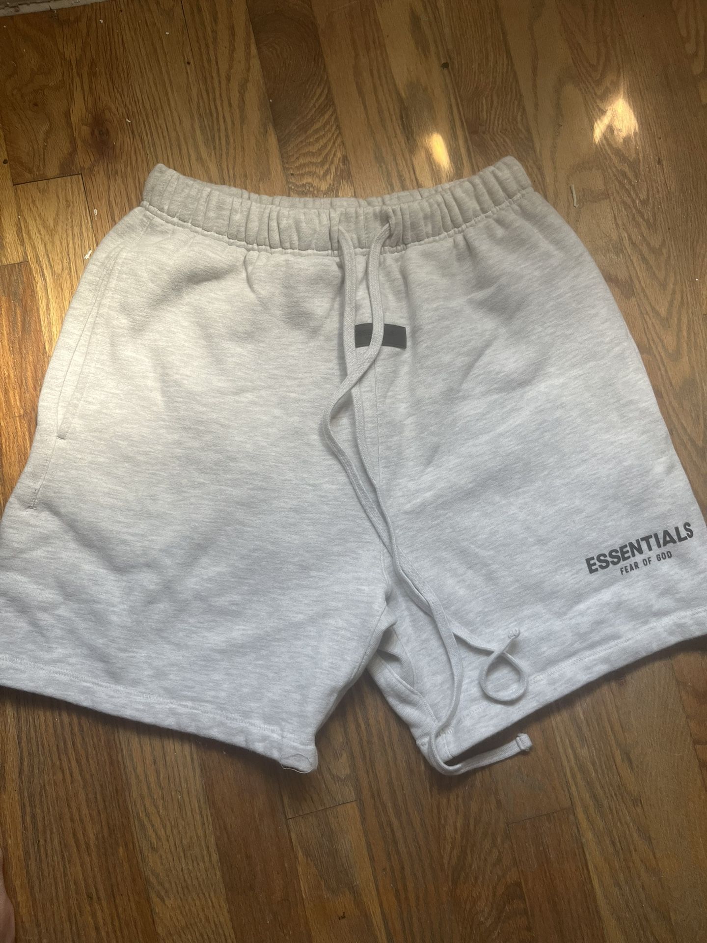 Light Oatmeal essentials shorts