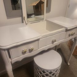 Girls White Makeup Table and Desk