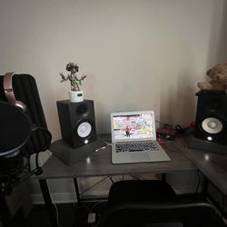 Studio Equipment 