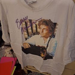 Vintage  1990's  Barry Manilow Tsirt-$65.00