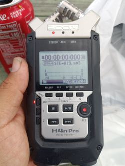 Zoom h4n pro digital recorder
