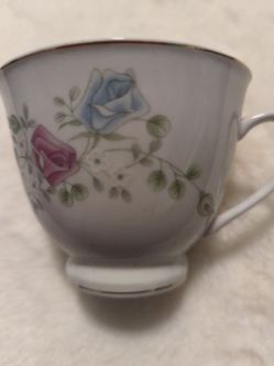 Floral Porcelain Teacup with Gold Rim