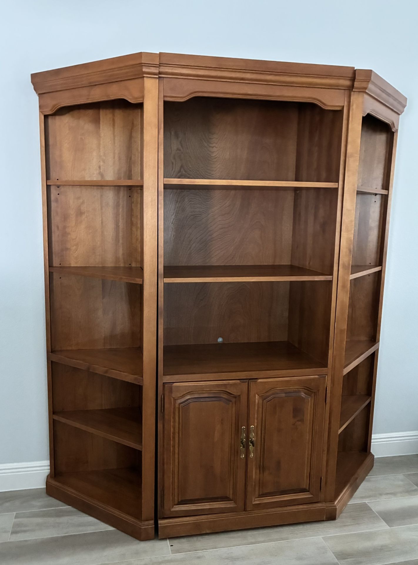 Bookcase Free
