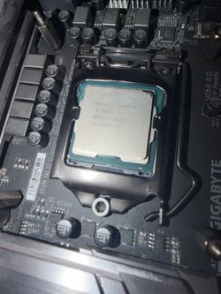 Intel i5-9600K + Z390i Aorus Pro WiFi ITX Mobo