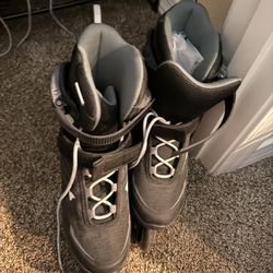 Roller blades