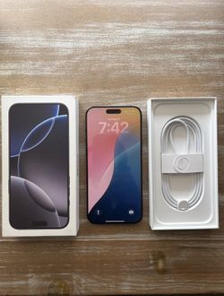 🧃16 Pro Max - 256 GB - Black Titanium (Unlocked) 100% Battery Health🧃