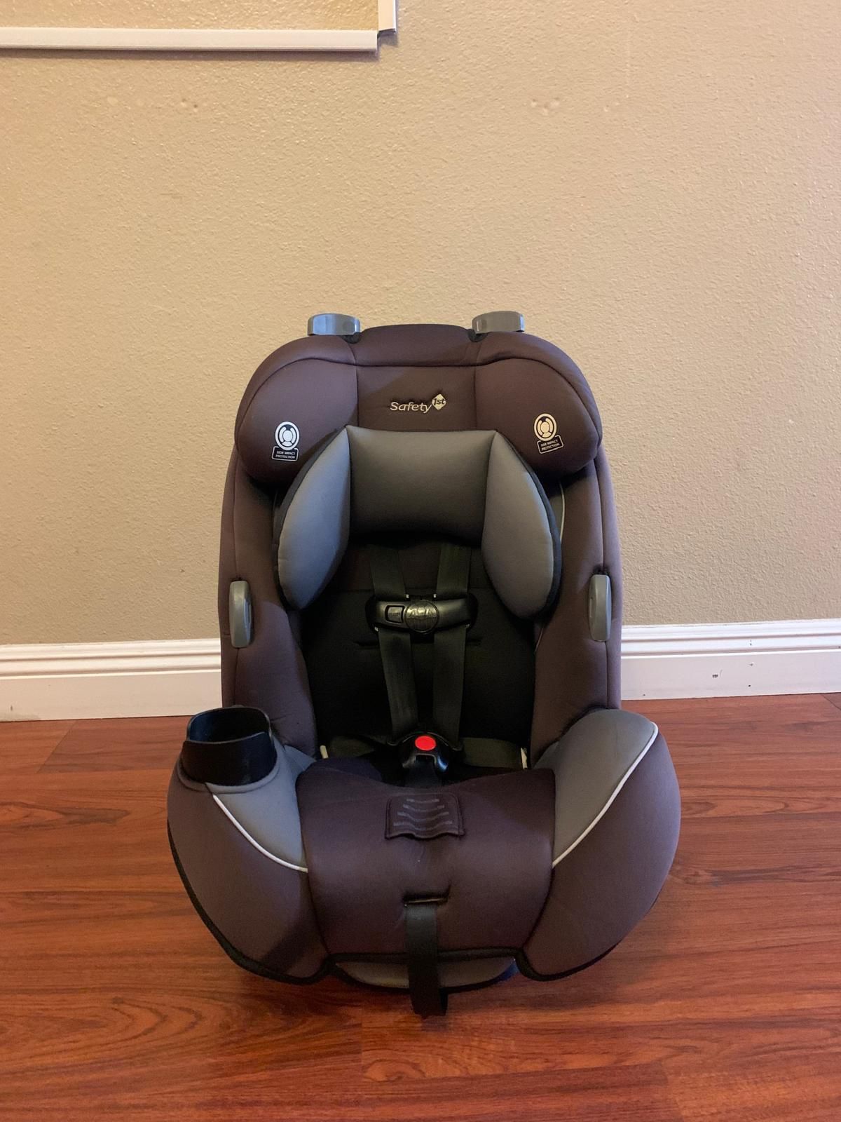 SAFETY 1ST CAR SEAT 💺 