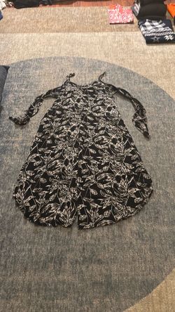 American Threads Black Floral Print Strapped Romper
