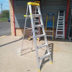 6 ft Werner aluminum ladder 225 cap