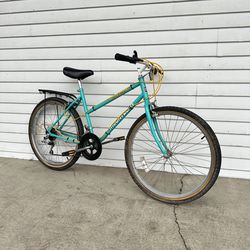 Women’s Mountain Bike