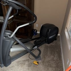 Precor EFX 5.23  Elliptical