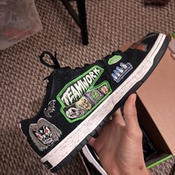Nike Dunk Low SB Neckface