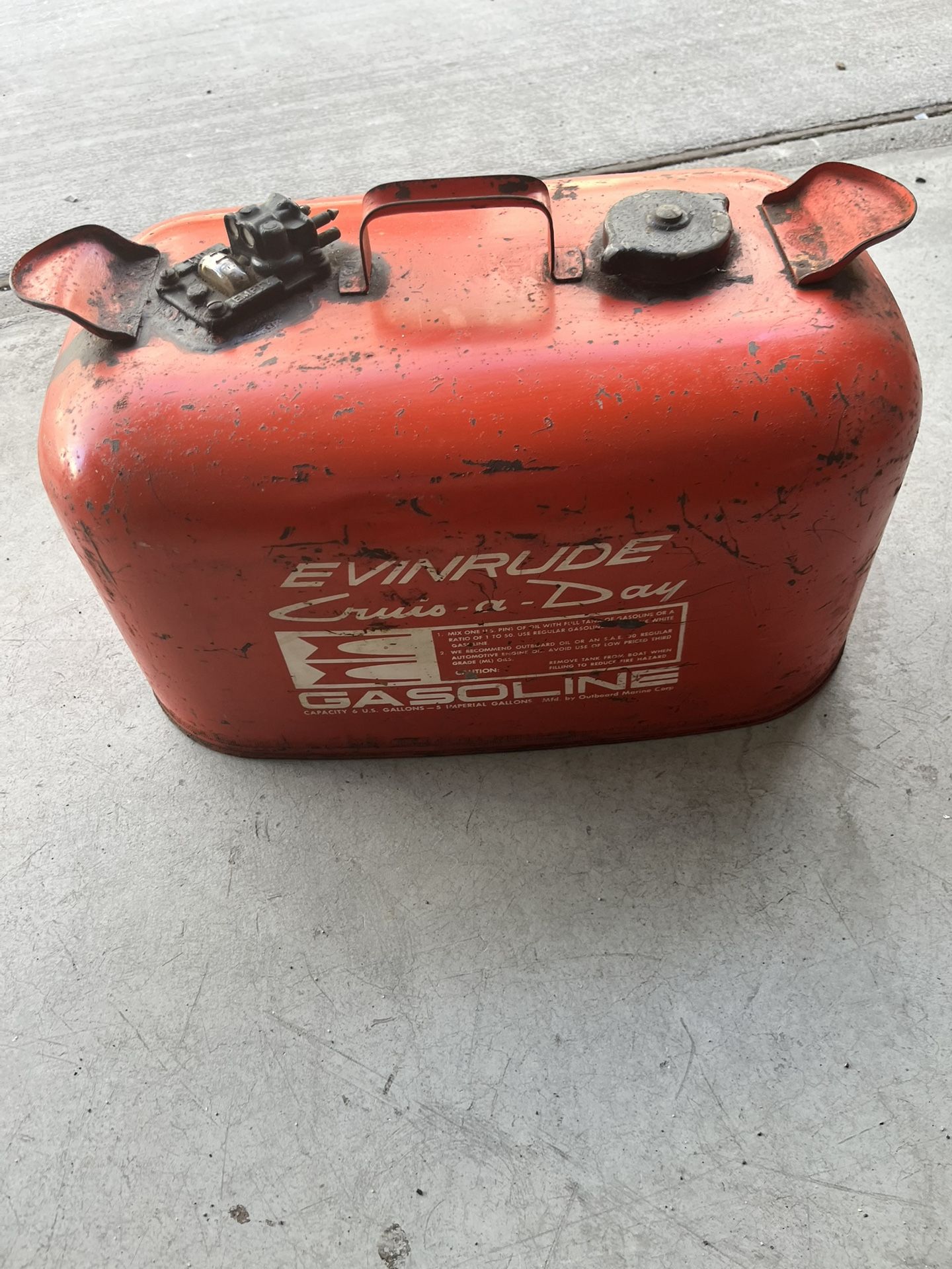Today ONLY 30% OFF!!Vintage OMC Metal Outboard Motor Boat Marine 6 Gallon Fuel Gas Tank Can