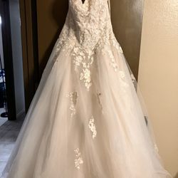  David’s bridal wedding Dress 
