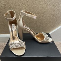 badgley mischka heels