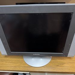 Samsung TV/ Computer Monitor 24”