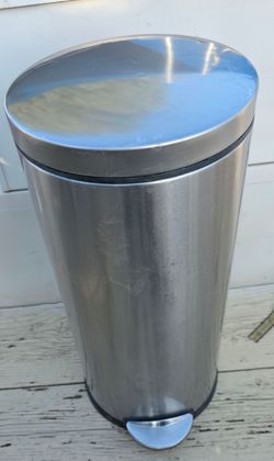 Simplehuman 30L Round Step Kitchen Trash Can