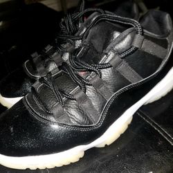 Air Jordan 11 Retro Low 'Barons' 