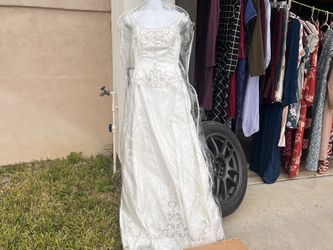 CHEAP New Wedding Dress