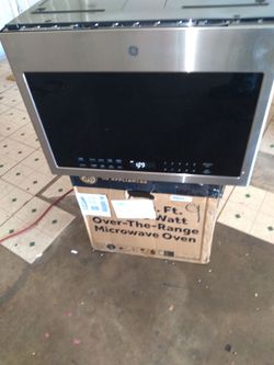 GE 24" 1.4 Cu. Ft. Over-The-Range Microwave 1000 watts 
Stainless Steel
New