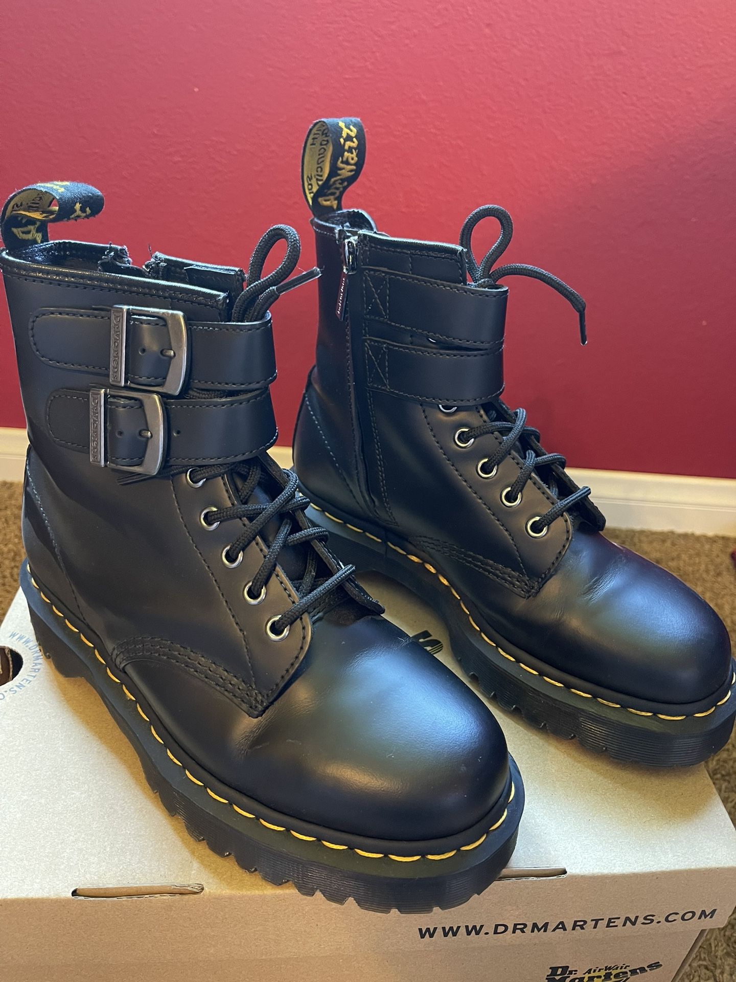 Dr Martens Women's