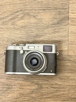 Fujifilm x100t camera
