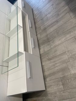 Tv stand white