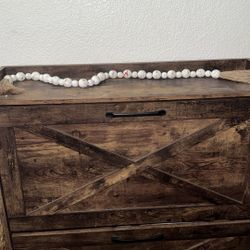 Shoe Holder “Dresser”