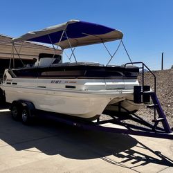 1996 Magic Legend Deck Boat 210 
