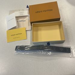 Lv Bracelet With Papers 