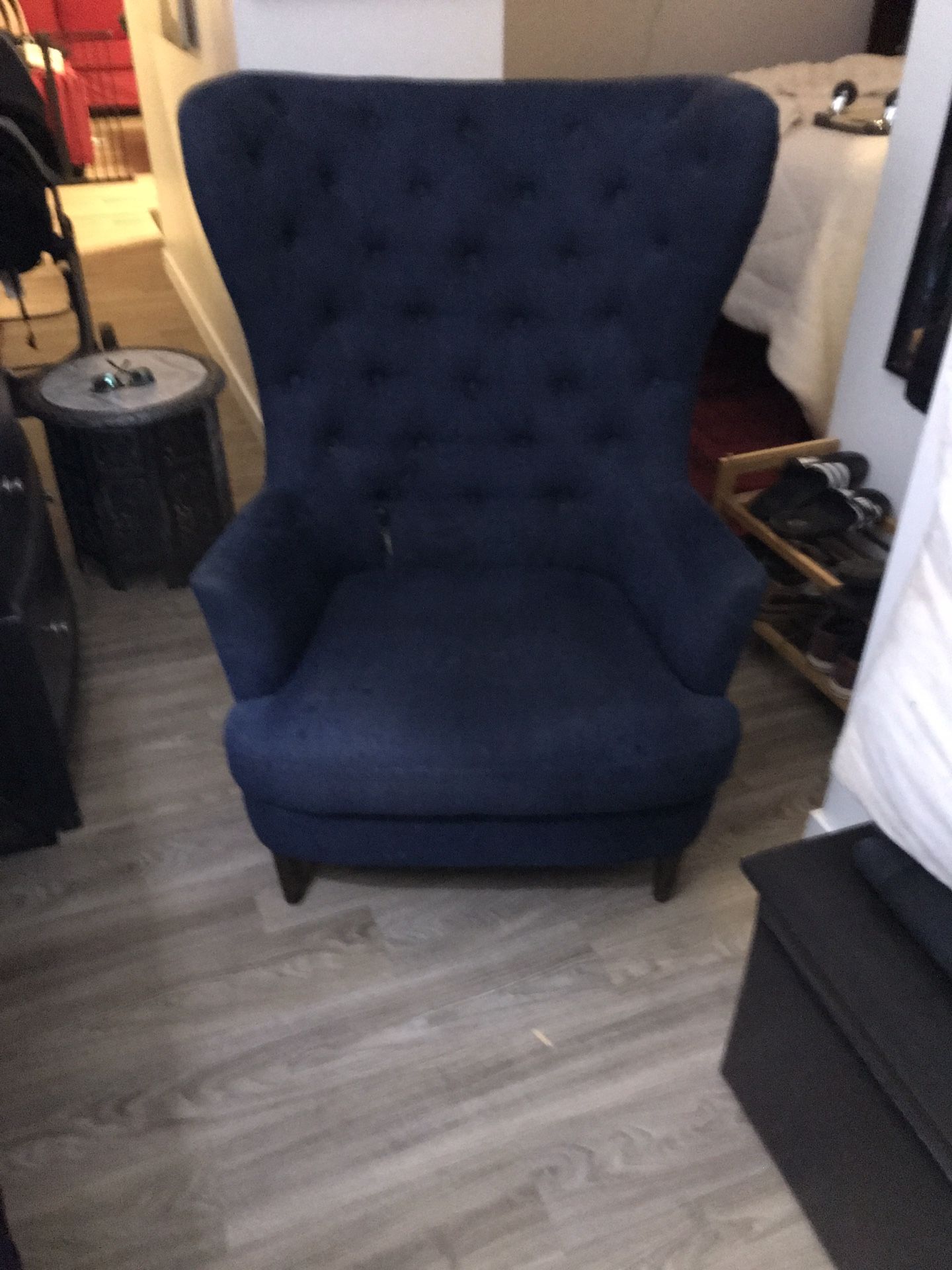 BEAUTIFUL BLUE WING BACK CHAIR