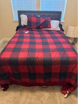 Queen bed