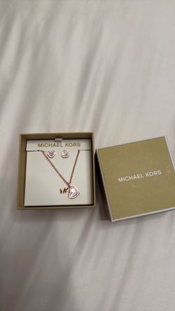Michael Kors Heart Necklace and Earrings Set