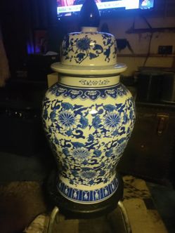 Blue and White Chinese Vase.