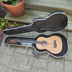 Student Guitar With Hardshell Case