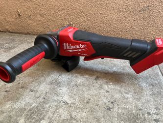 Milwaukee M18 FUEL Brushless 4-1/2 in./5 in. Grinder with Variable Speed & Paddle Switch (Tool-Only)