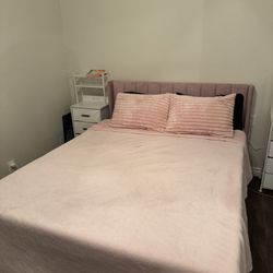 Queen Size Bed with Velvet Frame and Foam Top