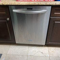 KitchenAid Dishwasher 