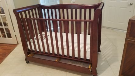 Bellini alexander shop crib