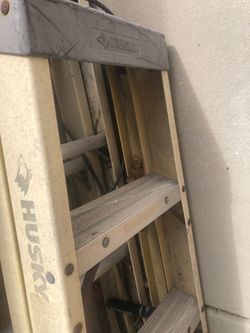 Husky 7 ft Fiberglass Extension Ladder 🪜 -nice 👍🏼! Must come to Huntington Beach