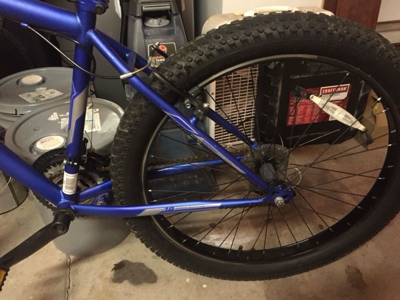 Huffy Fortress 3.0 Fat Tire Mountain Bike for Sale in Conyers GA OfferUp